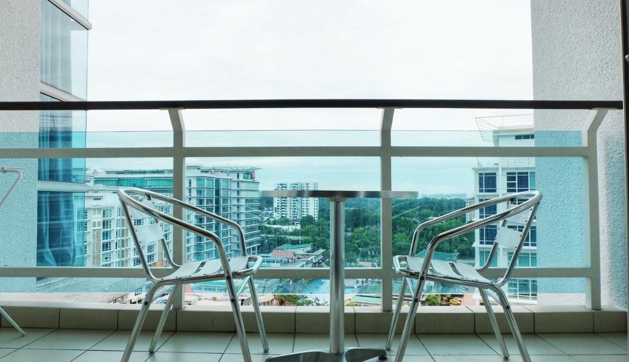 Ara Damansara Oasis Residence, Specious Home 4-8Pax, 8Min Subang Airport, 10Min Sunway Petaling Jaya Esterno foto